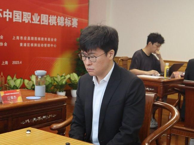 亚洲免费色视频